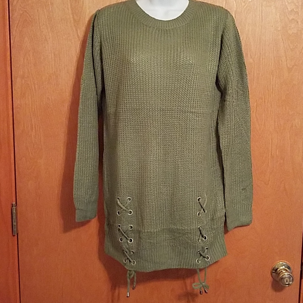 Lace up sweater - Picture 3 of 7